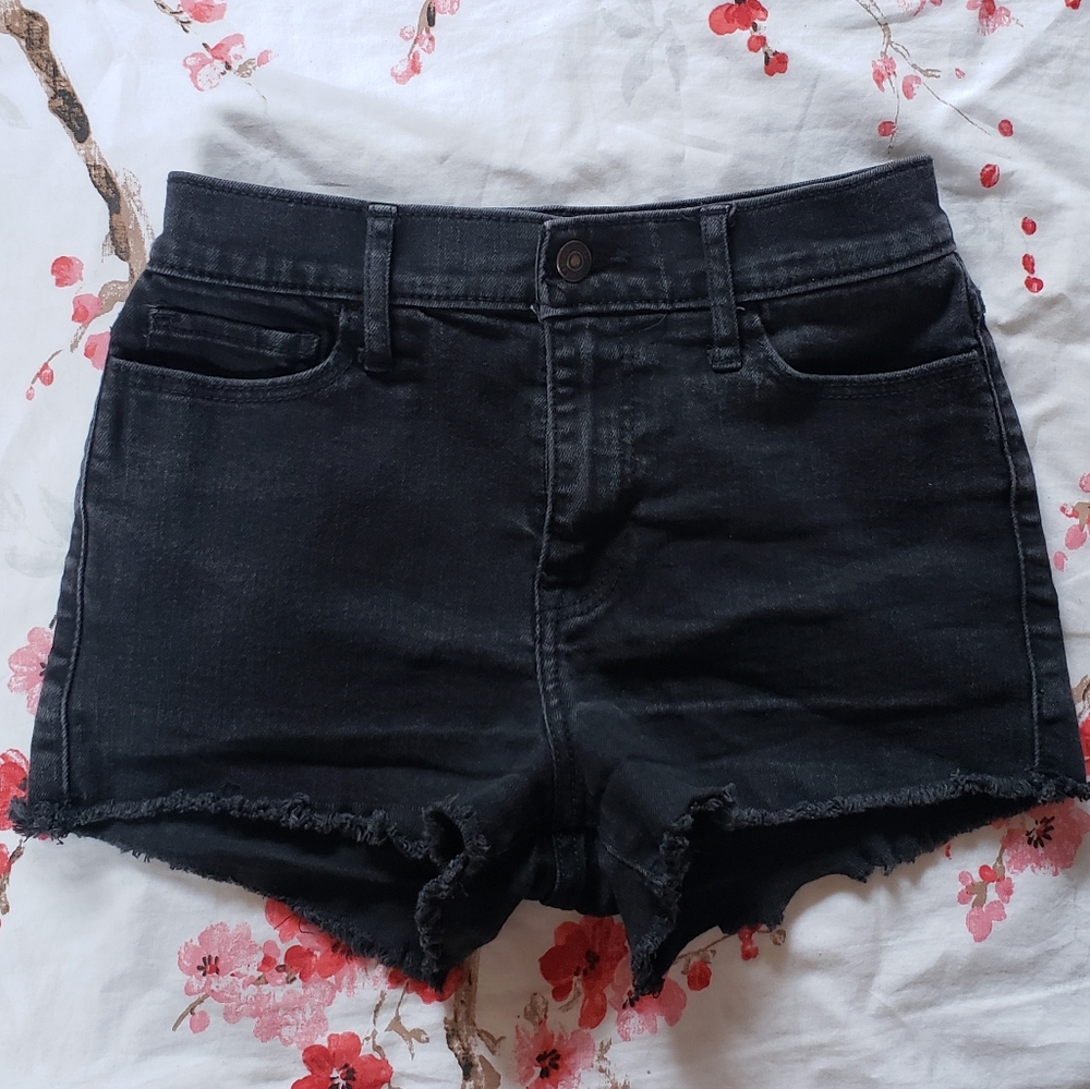 Abercrombie & Fitch mid waisted denim shorts
